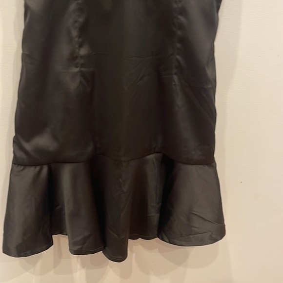 Black Satin Mini dress - Picture 3 of 5